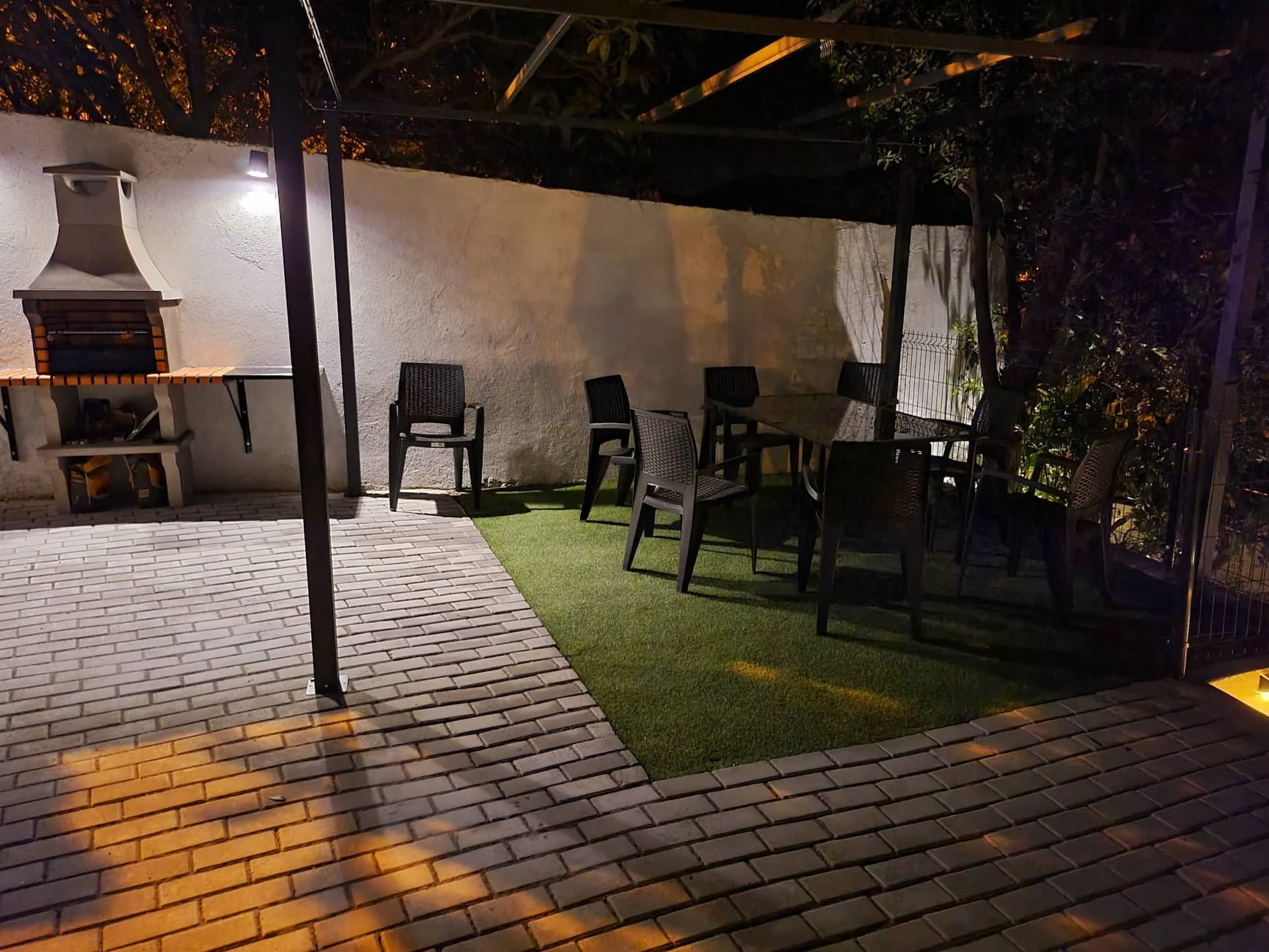 Zona de churrasco e pérgola